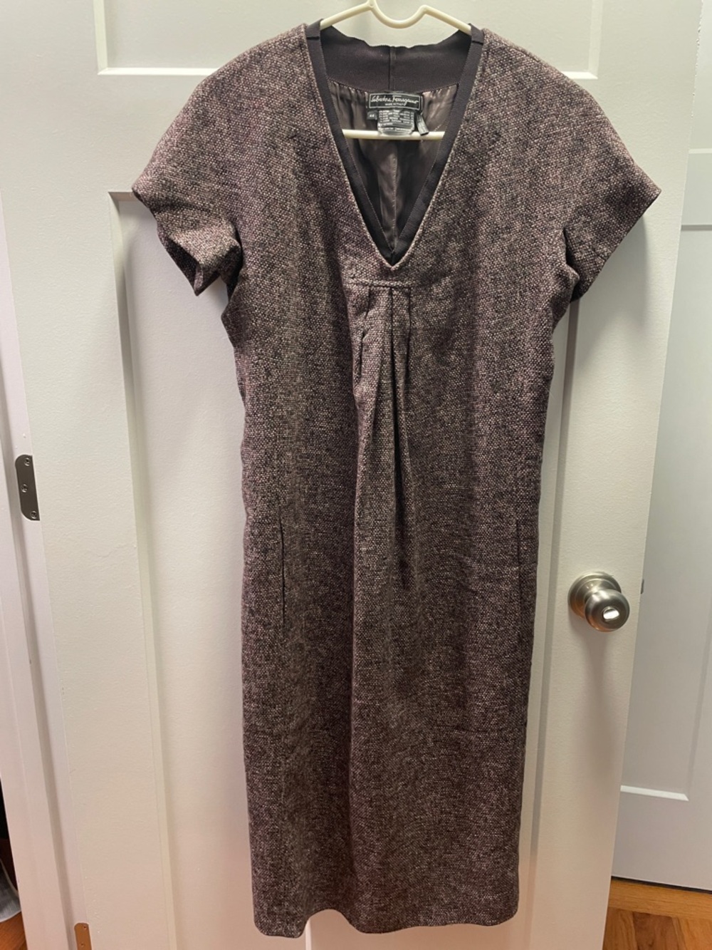 Salvatore Ferragamo V-Neck Short Sleeve Tweed Midi Dress - Brown. Size 44.